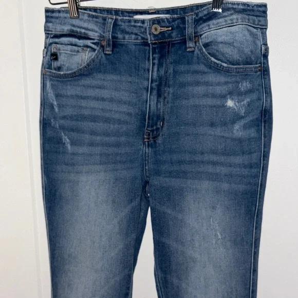 KanCan Bella high rise flare jeans sz 9/28 EUC - Picture 2 of 8